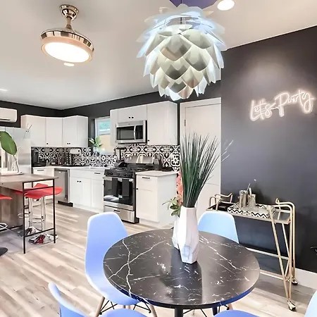 East Side 3Br Masterpiece Home